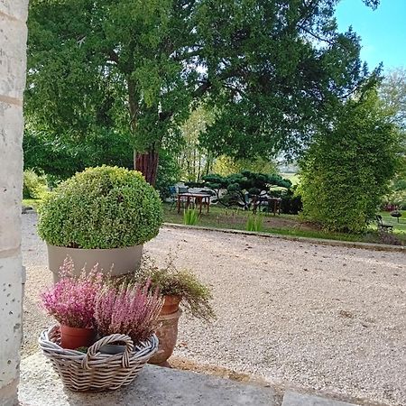 Maison Blanche Cherval Екстериор снимка