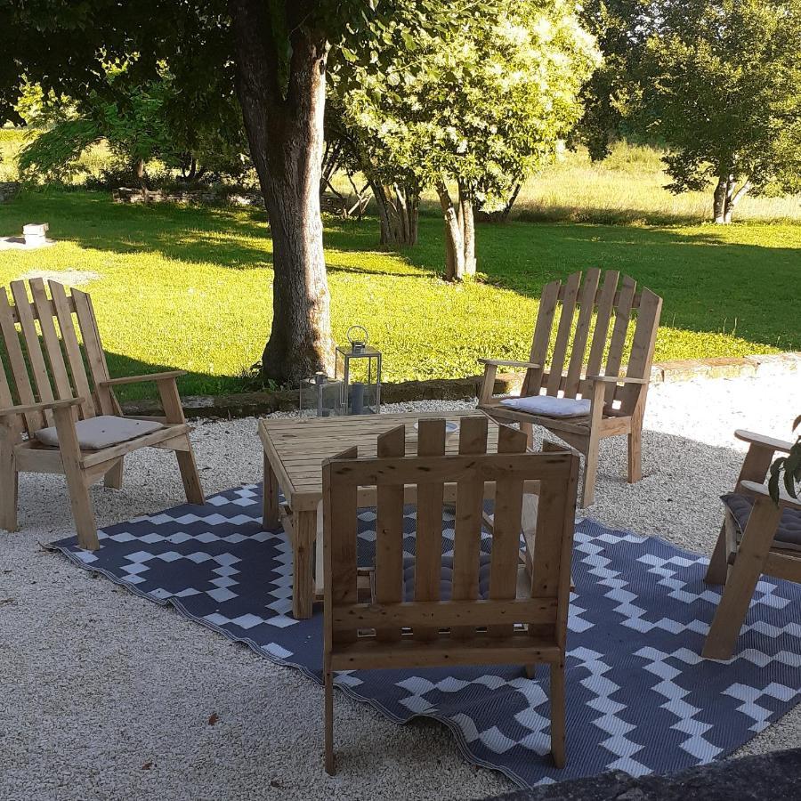 Maison Blanche Cherval Екстериор снимка