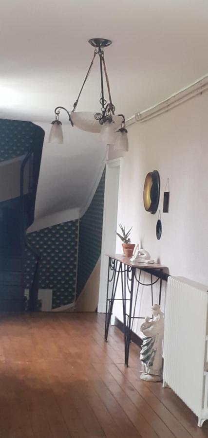 Maison Blanche Cherval Екстериор снимка